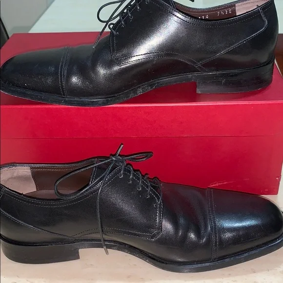 Salvatore Ferragamo Shoes 71/2 - Picture 8 of 8